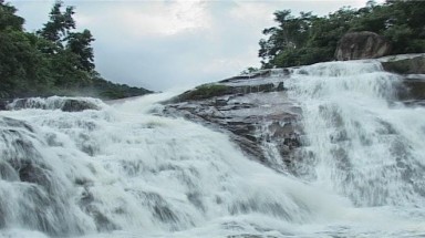  Top 5 con suối thác đẹp nhất Khánh Hòa 