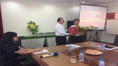 Trao Quyết định bổ nhiệm ông Phạm Văn Triệu giữ chức Phó Giám đốc Quỹ BVMT Việt Nam