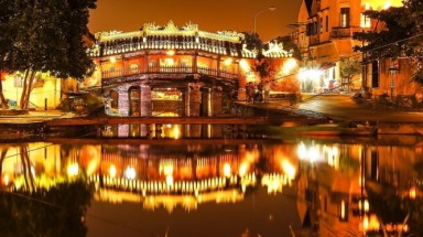 Trùng tu chùa Cầu: âu lo di tích 400 tuổi thành... 1 tuổi
