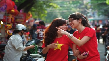  Ảnh đẹp đón Trung thu trên phố Hàng Mã