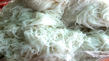  Bún, phở chứa chất tẩy gỉ sét