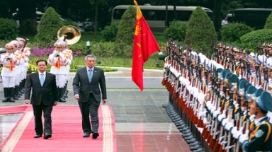  Thiết lập quan hệ đối tác chiến lược Việt Nam-Singapore