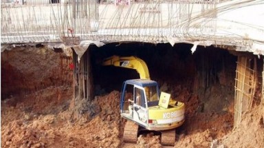 Công nghệ xây tầng hầm từ trên xuống