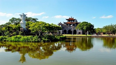  5 ngôi nhà thờ cổ trên 100 tuổi ở Việt Nam được nhiều người biết đến 