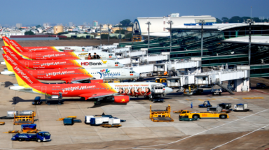 Vietjet Air hủy một số chuyến bay do ảnh hưởng của thời tiết