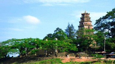  10 điểm du lịch tâm linh nổi tiếng nhất trong nước