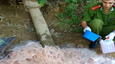  Công ty Hải Dương bị phạt hơn 200 triệu đồng do xả nước thải ra sông Vàm Cỏ Đông