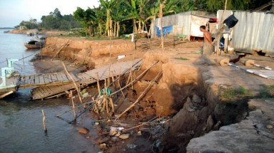  Tiền Giang:Sạt lở bờ biển, đe dọa đời sống và sản xuất vùng ven biển Gò Công