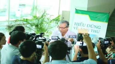  Chuyên gia lên tiếng về những ngộ nhận xung quanh việc điều trị bệnh ung thư
