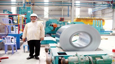   Lạnh như thép!