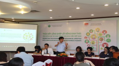  Đẩy mạnh lồng ghép Lối sống sinh thái vào giảng dạy và hoạt động cho thanh niên Việt Nam
