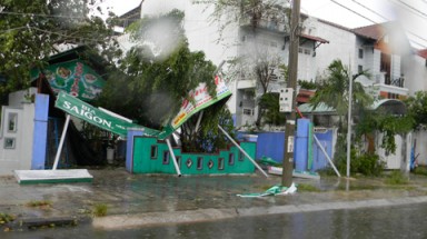  Quảng Nam:Người trong cuộc phân trần vụ "quan" ăn nhậu trong bão lũ