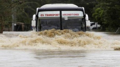  Bão Nari tàn phá Philippines, Ấn Độ