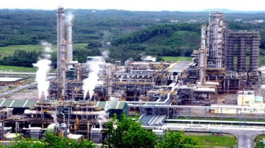  "Bội thực” dự án lọc dầu: Việt Nam đi ngược thế giới?