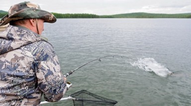  Tổng thống Nga Putin đón sinh nhật giữa rừng Taiga ở Siberia