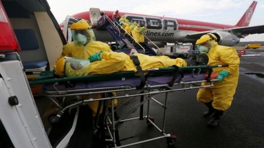  Khó chặn đứt dịch Ebola nếu không có vắc xin