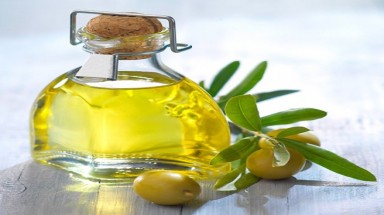  10 mẹo trị nứt gót chân hiệu quả 