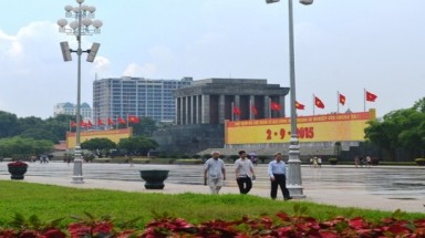   Báo cáo cử tri Hà Nội không có vụ toà nhà 8B Lê Trực, "cả họ làm quan"