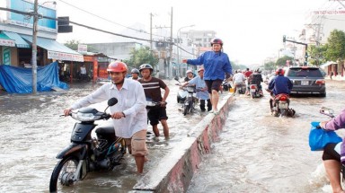  Chống ngập nước bằng hồ tại gia: Lại đẩy khó cho dân