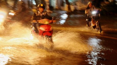  Trong các ngày 28 - 29/10, khu vực TPHCM đề phòng ngập lụt đô thị