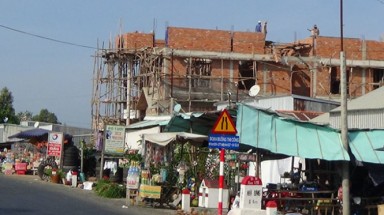   An Giang: Một thợ hồ chết thảm khi đang xây biệt thự không phép