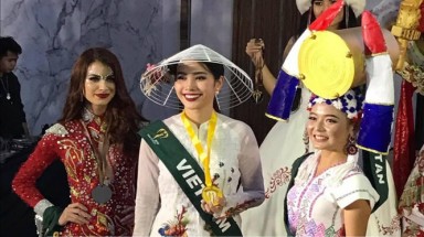   Nam Em đoạt giải Hoa hậu Ảnh tại Miss Earth 2016