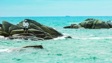 Còn rạn san hô, ngư dân và Ninh Thuận còn có lợi