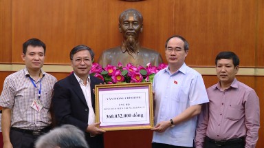   Hơn 6 tỷ đồng ủng hộ bà con vùng lũ