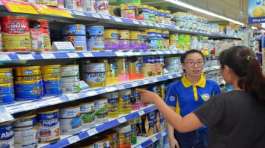  Quản lý sữa: Thi nhau cãi lý!