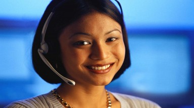 Cười vỡ bụng với những câu hỏi "quái chiêu" gọi 1080