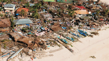  Philippines đối phó chậm trong bão Haiyan, vì sao? 