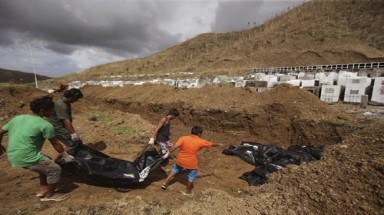   Philippines:Cảnh sát nói 10.000 người chết vì bão mất chức