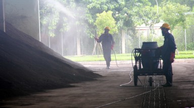  TP.HCM:Chậm xử lý bùn thải, công ty thoát nước bị phê bình