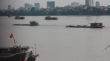   Công an huyện Phúc Thọ: 'Khổ tâm vì không dẹp được cát tặc'