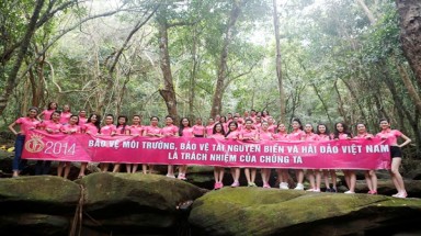  Thí sinh hoa hậu Việt Nam 2014 chụp ảnh kêu gọi bảo vệ môi trường