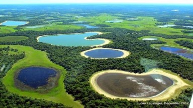  Tuyệt đẹp cảnh yên bình ở hồ nước ngọt lớn nhất thế giới
