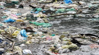  Khánh Hòa: Đảo Bình Ba ngập rác