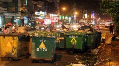  Sắp tăng phí thu gom rác thải sinh hoạt