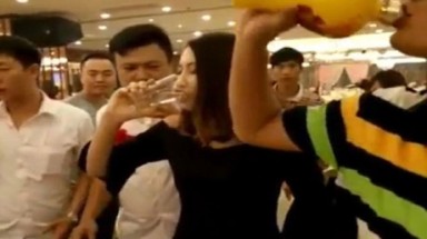 Hà Tĩnh: Điều giáo viên tiếp khách là do nhiệm vụ chính trị