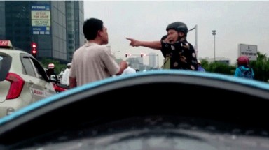 Hà Nội: Cán bộ Sở Ngoại vụ đánh tiến sĩ 76 tuổi