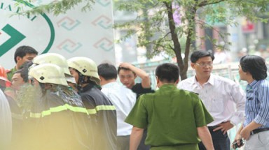 Cường Đô la lo lắng giải quyết "hố tử thần"