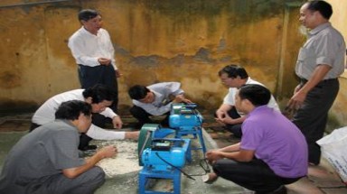 Máy ruôi sắn - sáng kiến hữu ích của một nông dân 