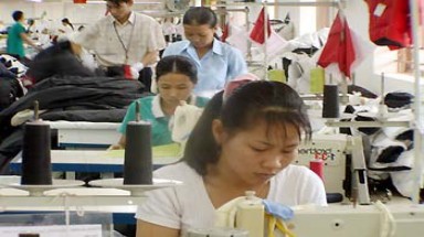   Ngăn chặn tình trạng doanh nghiệp cắt giảm phụ cấp khi tăng lương 