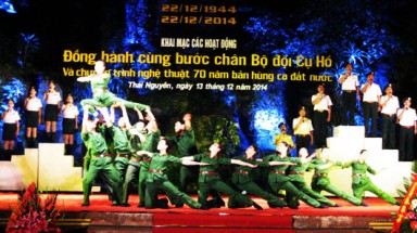    20.000 lượt người tham gia chương trình “Đồng hành cùng bước chân Bộ đội Cụ Hồ”