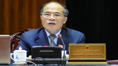  Không cho báo chí vào thì thôi chứ sao lại phạt?