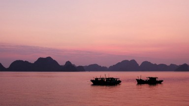   Vịnh Hạ Long, Sơn Đoòng vào top điểm đến đẹp nhất hành tinh