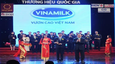 Vinamilk tiếp tục đươc vinh danh Thương hiệu Quốc gia
