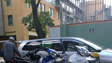  Bảo kê thu phí giữ xe ở khu trung tâm TP.HCM
