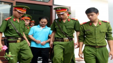  Tân Hiệp Phát: Cái giá của chơi bẩn với khách hàng