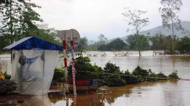  Bình Định vẫn tiếp tục ngập lụt sâu 